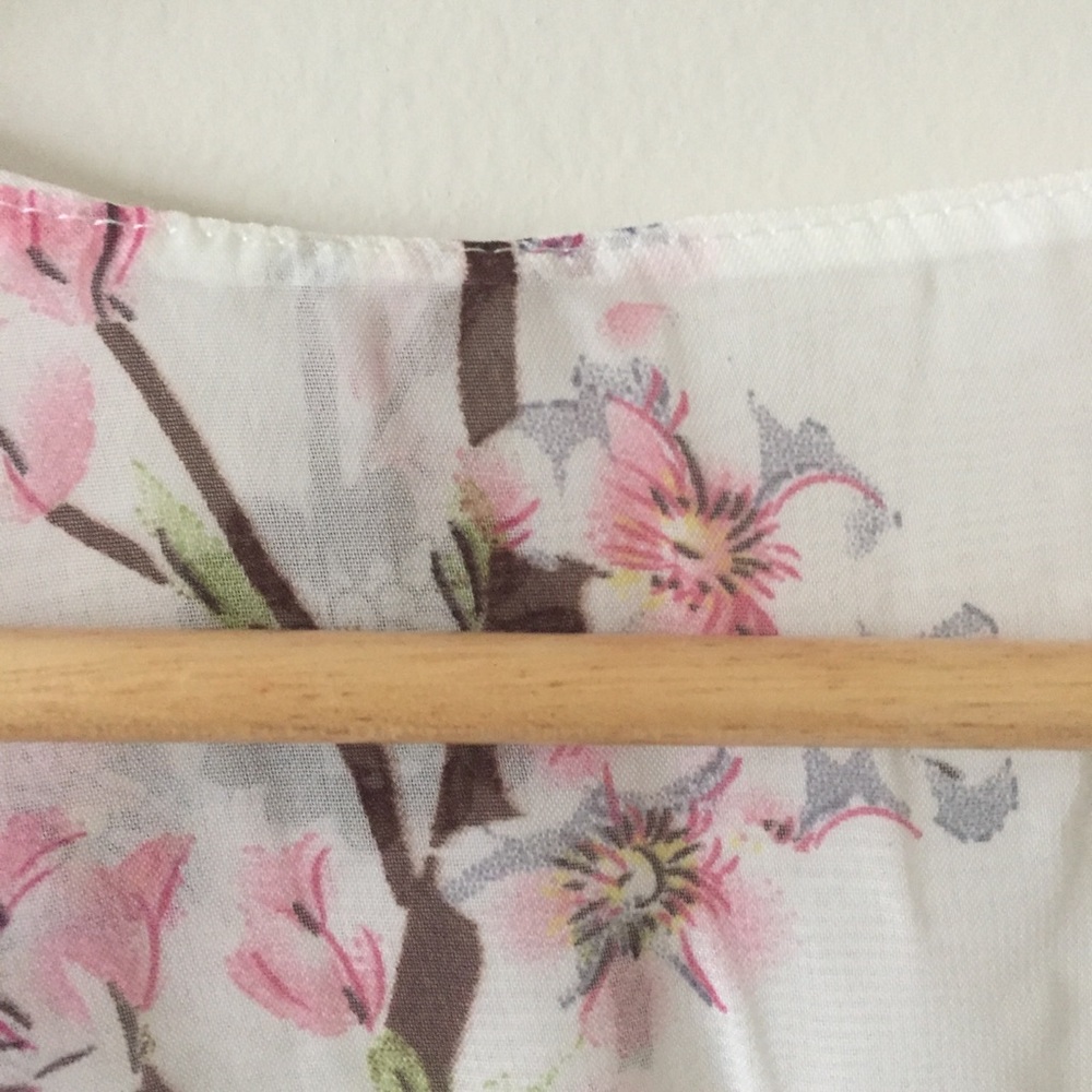 Floral Print Kimono - Picture 4 of 6
